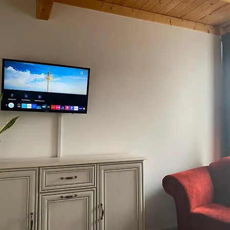 Wohlfuehlen Im Ehemaligen Heuboden Broeckel